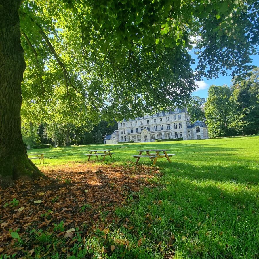 Les Ecuries Du Chateau De Brumare Bed & Breakfast Brestot Dış mekan fotoğraf